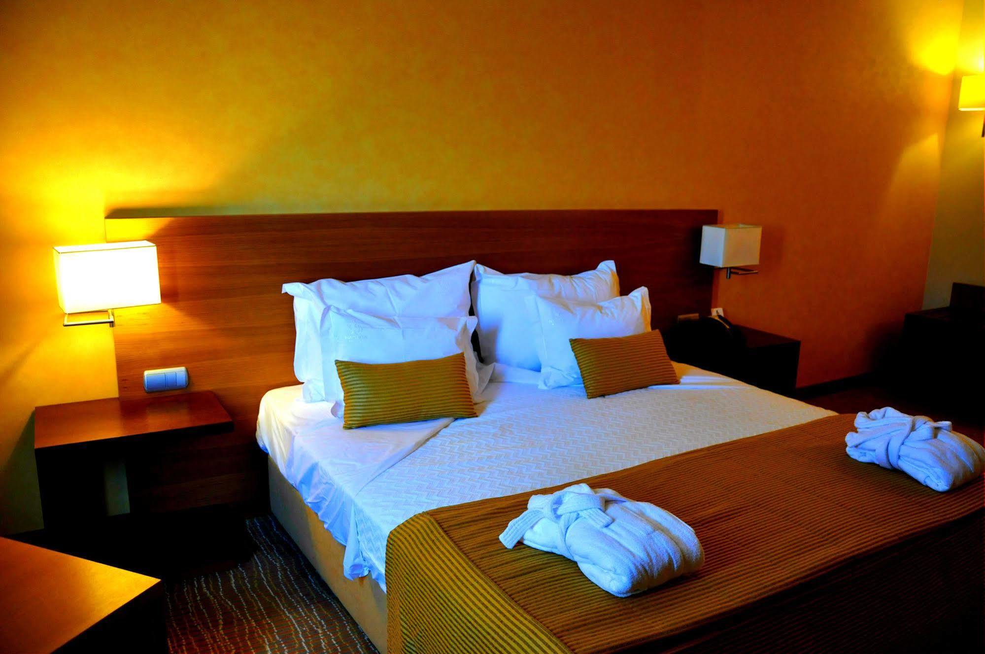 גוארדה Hotel Lusitania Congress & Spa מראה חיצוני תמונה