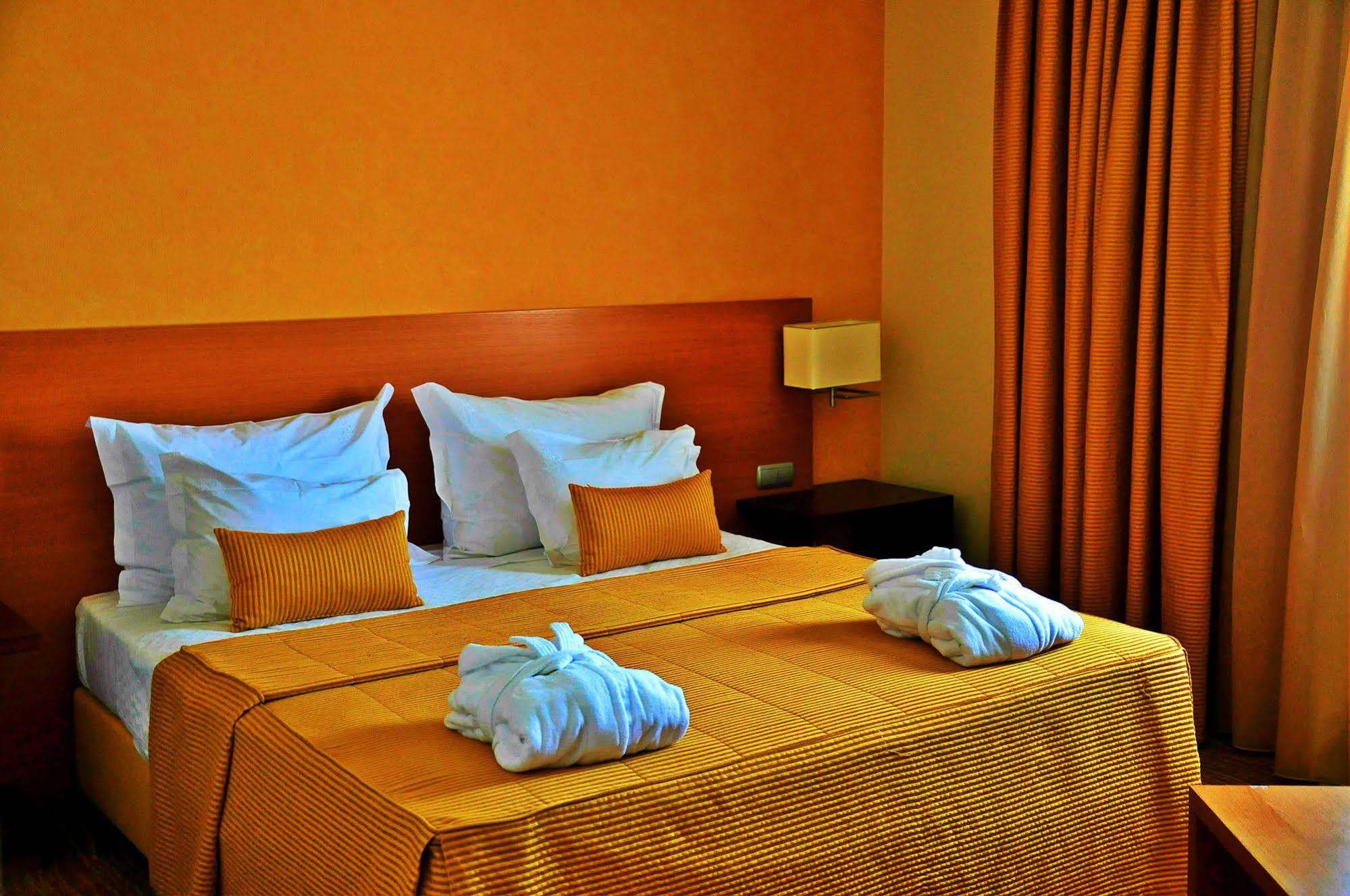גוארדה Hotel Lusitania Congress & Spa מראה חיצוני תמונה